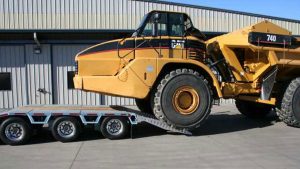 Murray Trailers | CAT740 Loading over the back