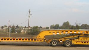 Murray Trailers | D9 Bulldozer loading over the back