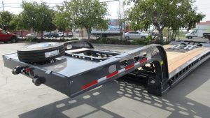 Murray Trailers | Pro Straight Corner Neck with Toolboxes